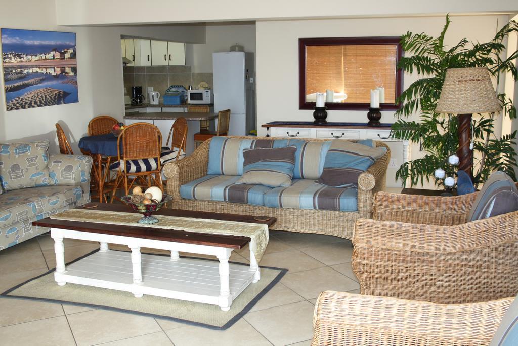 Beachcastle Stilbaai Buitenkant foto